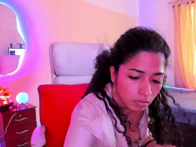 NadiaKarim live webcam show