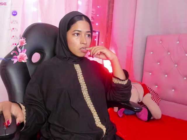 NadiaKarim's BongaCams show and profile