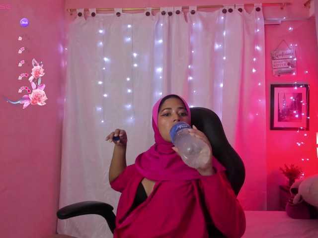 NadiaKarim's BongaCams show and profile