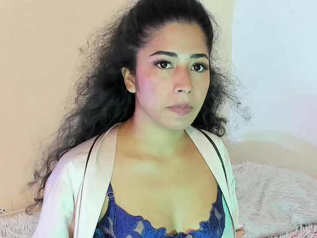 NadiaKarim live cam on BongaCams