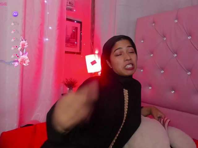 NadiaKarim's BongaCams show and profile