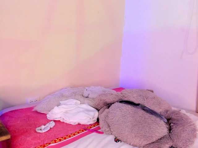 NadiaKarim live cam on BongaCams