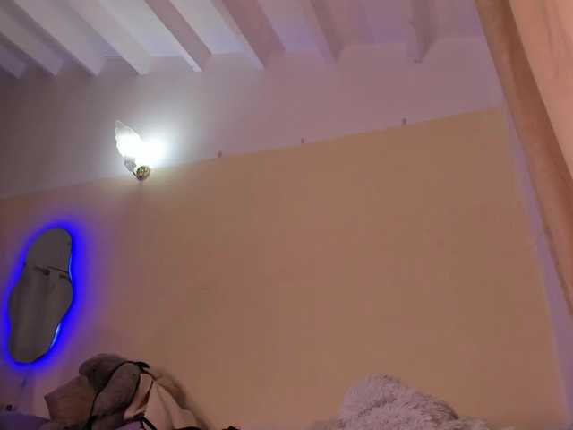 NadiaKarim live cam on BongaCams
