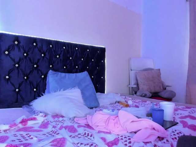 NadiaKarim live cam on BongaCams