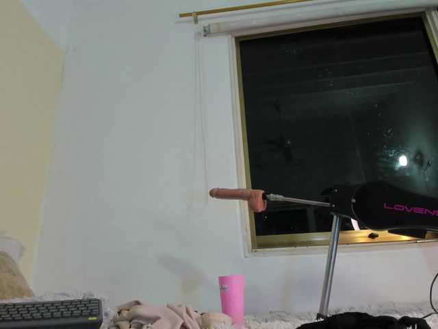 NadiaKarim live cam on BongaCams