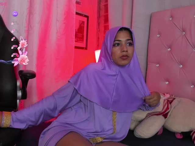 NadiaKarim's BongaCams show and profile