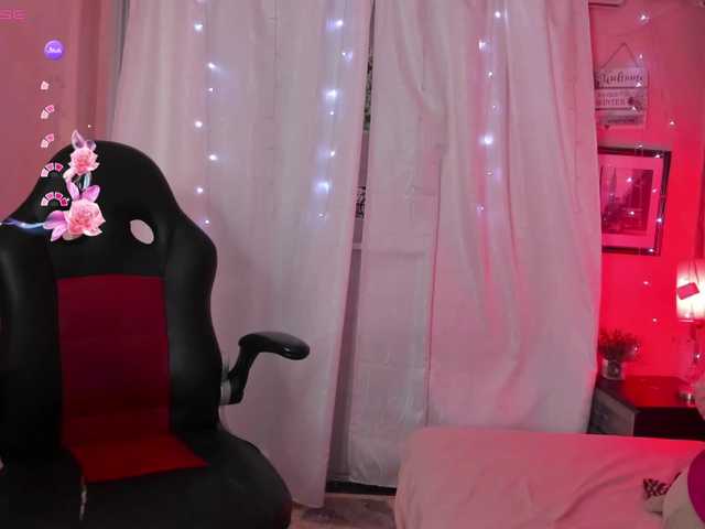 NadiaKarim's BongaCams show and profile