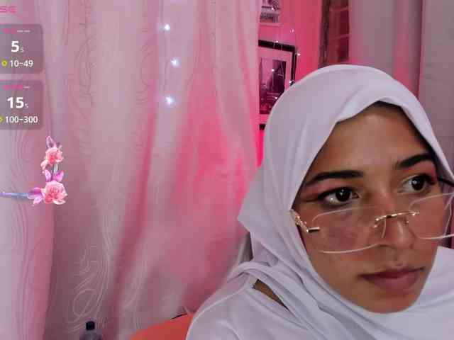 NadiaKarim webcam