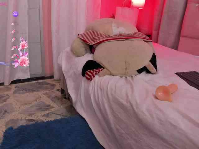 NadiaKarim webcam
