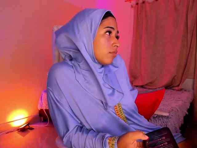 NadiaKarim webcam