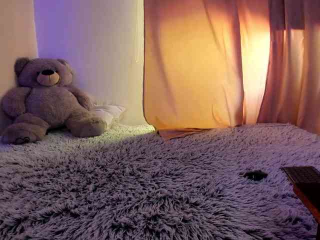 NadiaKarim webcam