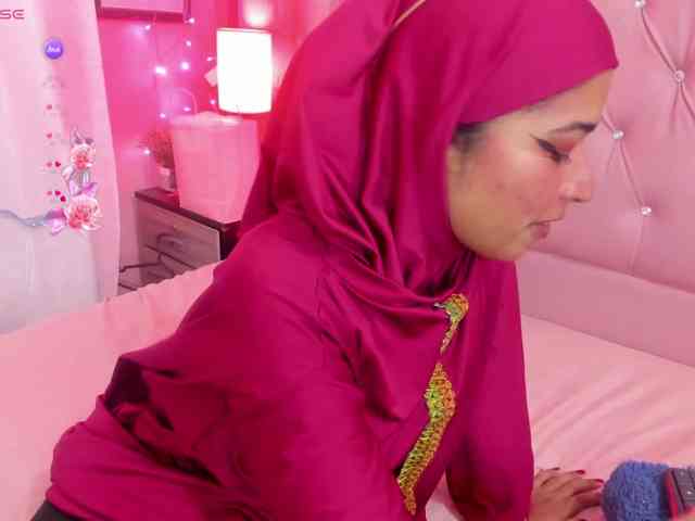 NadiaKarim webcam