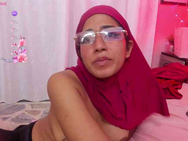 NadiaKarim webcam