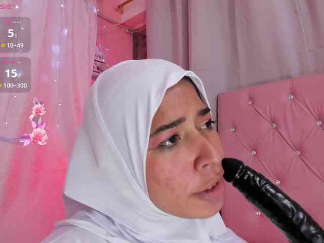 NadiaKarim webcam