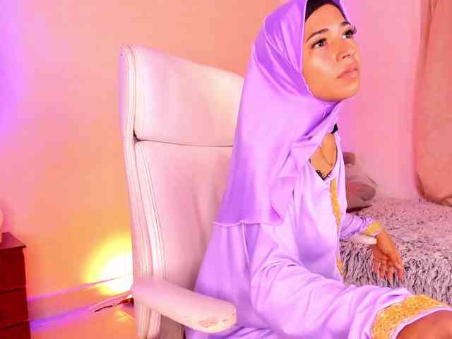 NadiaKarim webcam