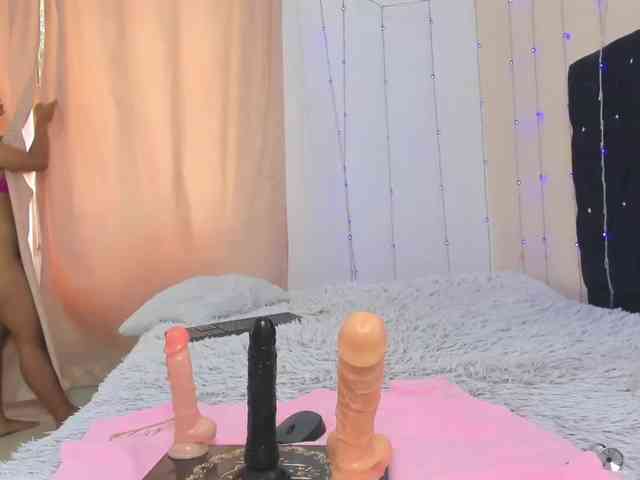 NadiaKarim webcam