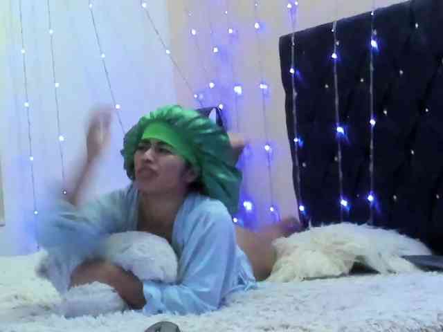 NadiaKarim webcam