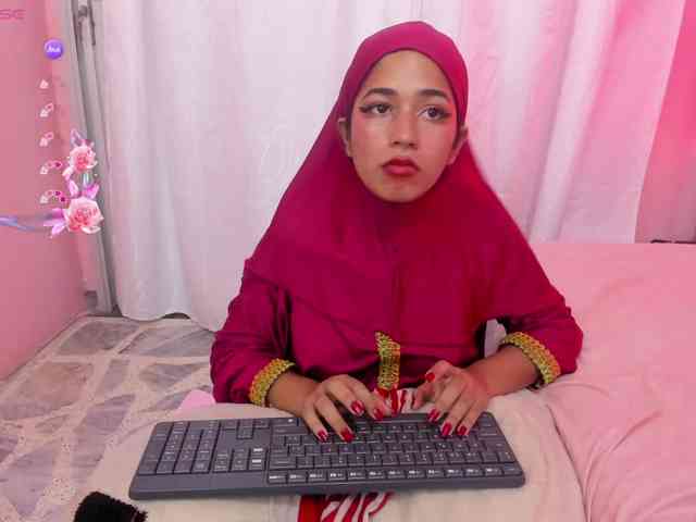 NadiaKarim webcam