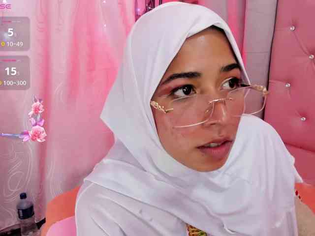 NadiaKarim webcam