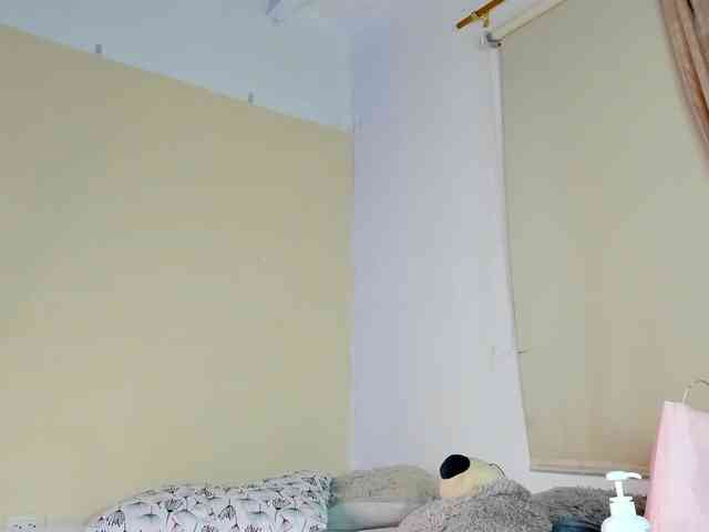 NadiaKarim webcam