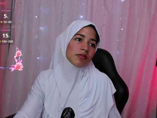NadiaKarim webcam