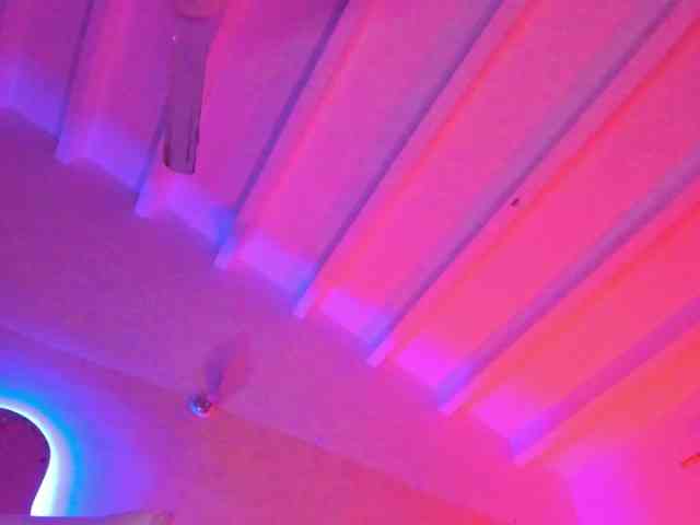 NadiaKarim webcam