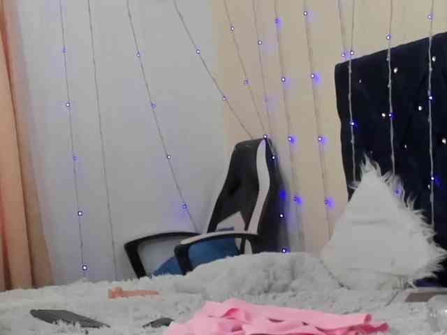 NadiaKarim webcam
