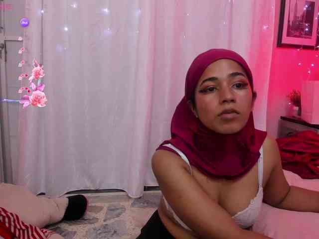 NadiaKarim webcam