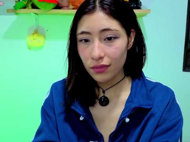 sullyoonn live cam on BongaCams