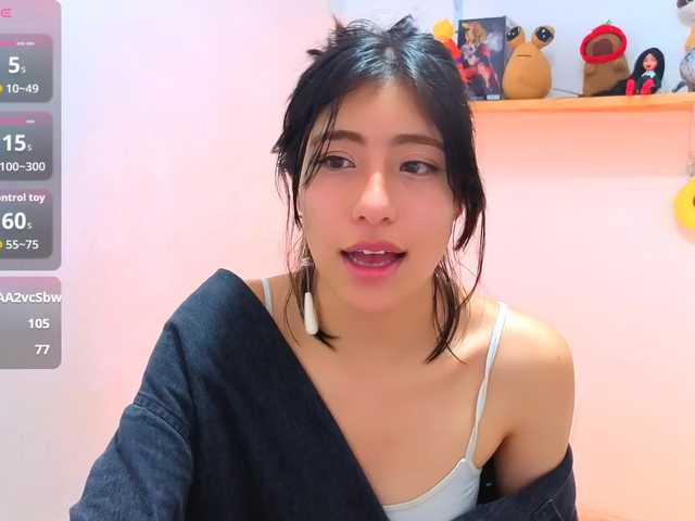 sullyoonn live cam on BongaCams
