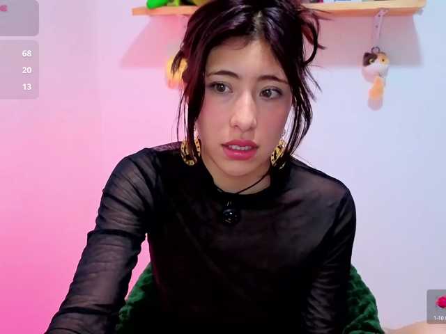 sullyoonn, en directo ahora en BongaCams