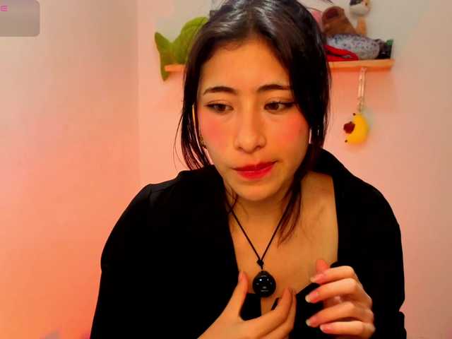sullyoonn live cam on BongaCams