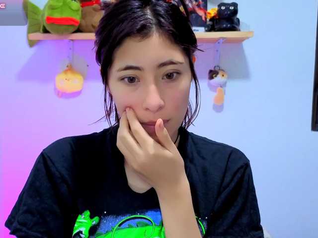 sullyoonn live cam on BongaCams