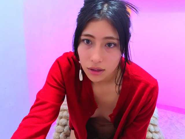 sullyoonn live cam on BongaCams