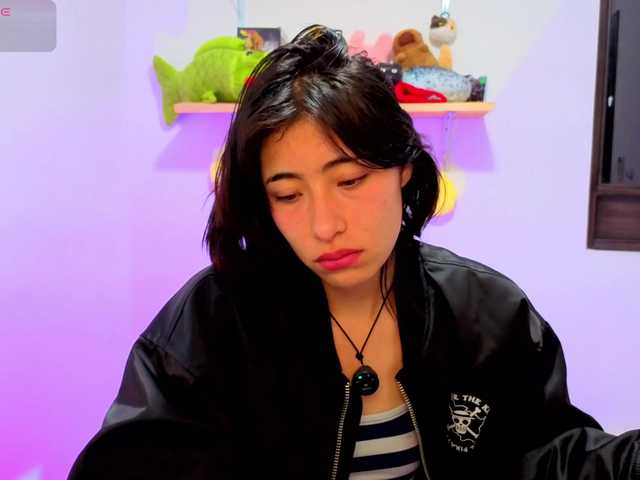 sullyoonn live cam on BongaCams
