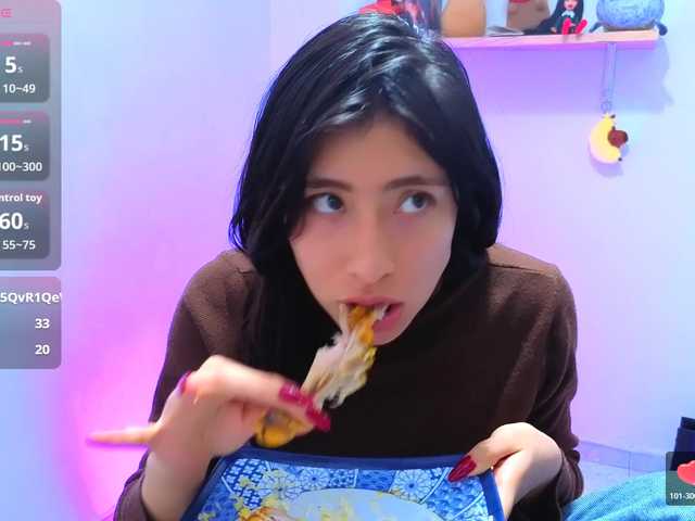 sullyoonn live cam on BongaCams