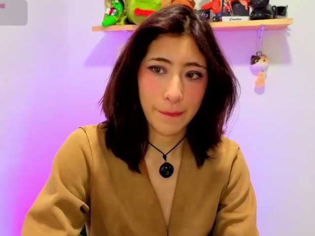 sullyoonn, en directo ahora en BongaCams