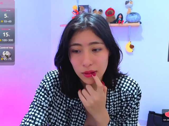 sullyoonn live cam on BongaCams