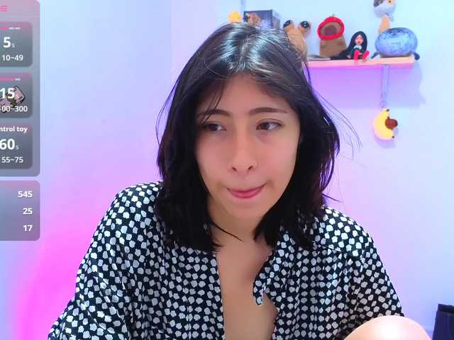 sullyoonn live cam on BongaCams