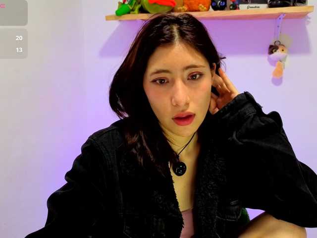 sullyoonn live cam on BongaCams