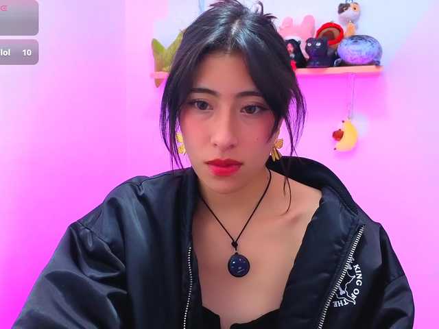 sullyoonn live cam on BongaCams