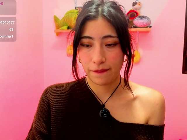 sullyoonn live cam on BongaCams