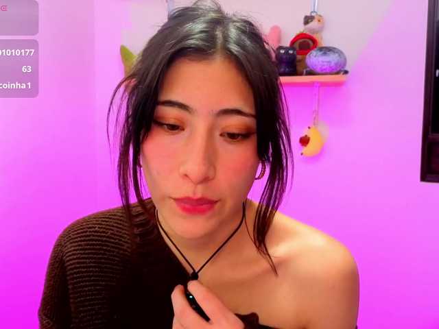 sullyoonn live cam on BongaCams