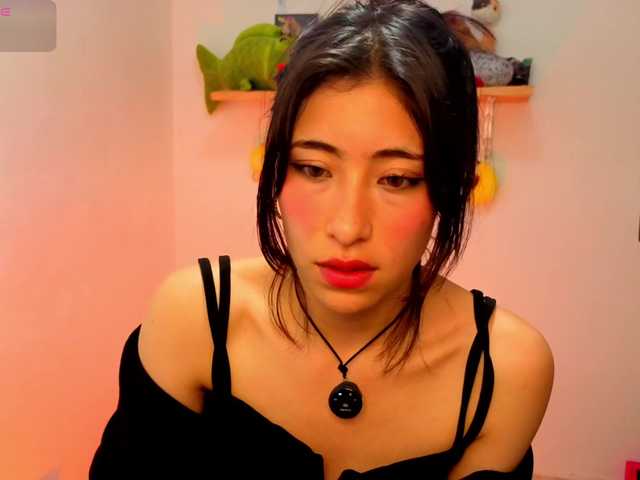 sullyoonn live cam on BongaCams