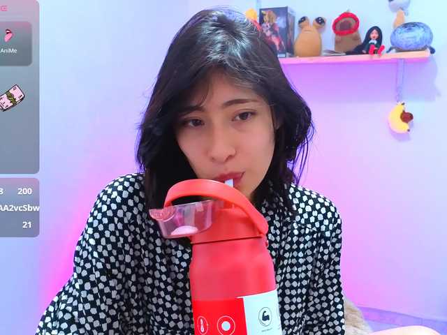 sullyoonn live cam on BongaCams