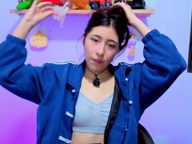 sullyoonn live cam on BongaCams