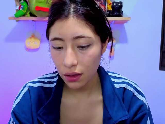 sullyoonn live cam on BongaCams