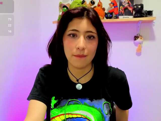 sullyoonn, en directo ahora en BongaCams