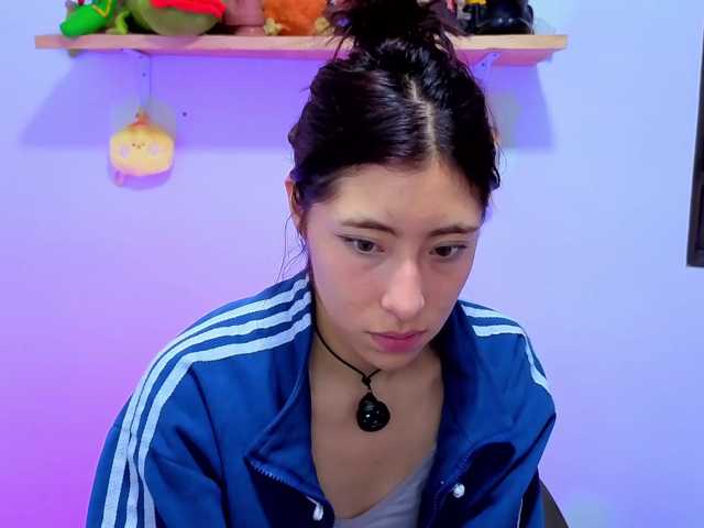 sullyoonn live cam on BongaCams