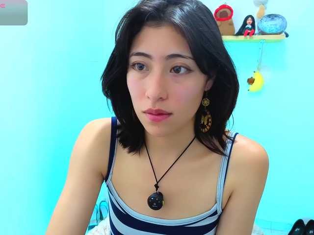 sullyoonn live cam on BongaCams